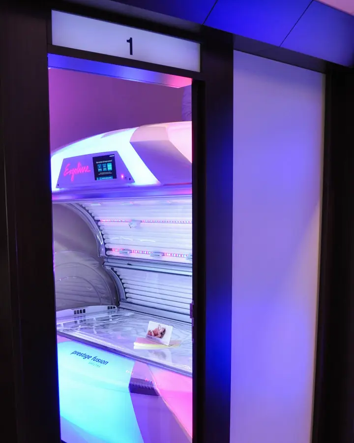 Offene Kabine mit der Ergoline Fusion 1800